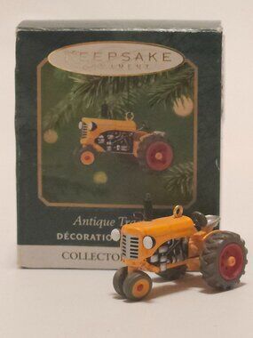 HALLMARK KEEPSAKE ORNAMENT Antique Tractors Series 2001 5th in a Series